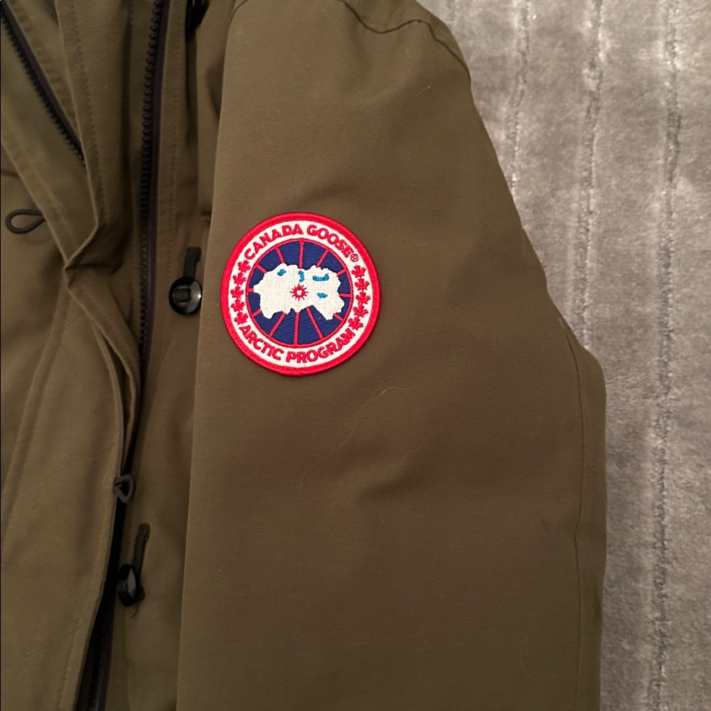 Canada Goose Women's Khaki Parka with Fur Hood - Picture 4 of 8